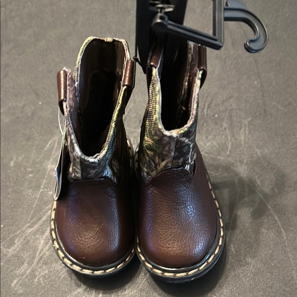 Brown Leather Ankle Boots with Durable Sole